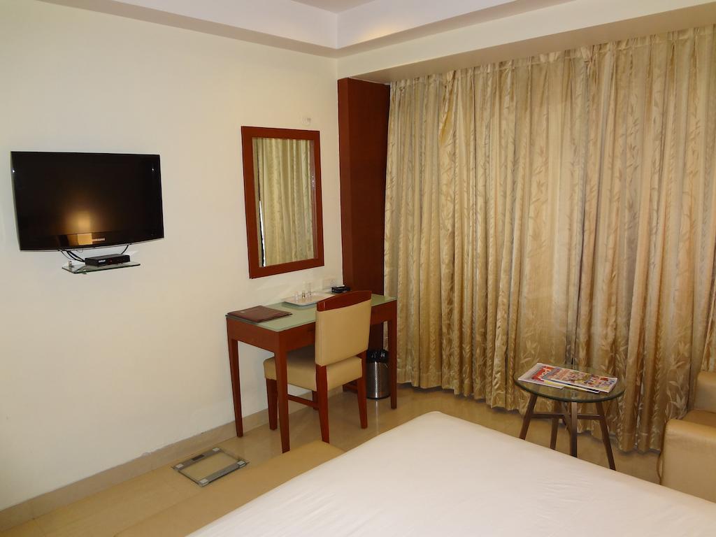 Hotel Meghalaya 비사카파트남 객실 사진